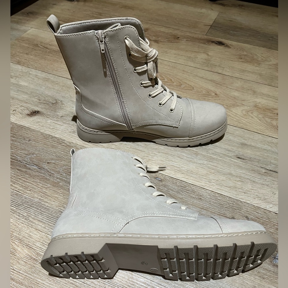 New Memory Foam Boots